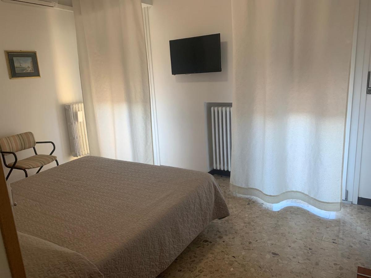 Hotel Marchina Brescia Esterno foto