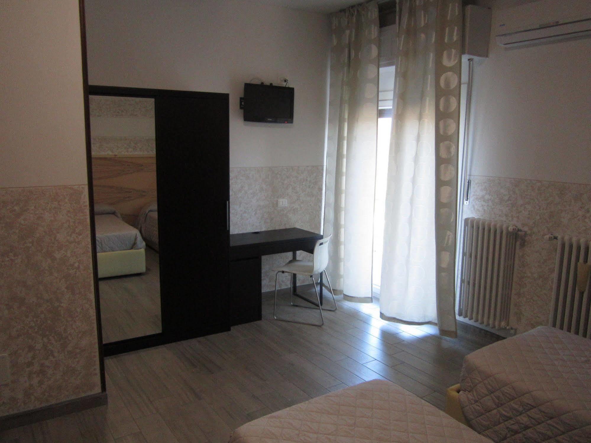 Hotel Marchina Brescia Esterno foto