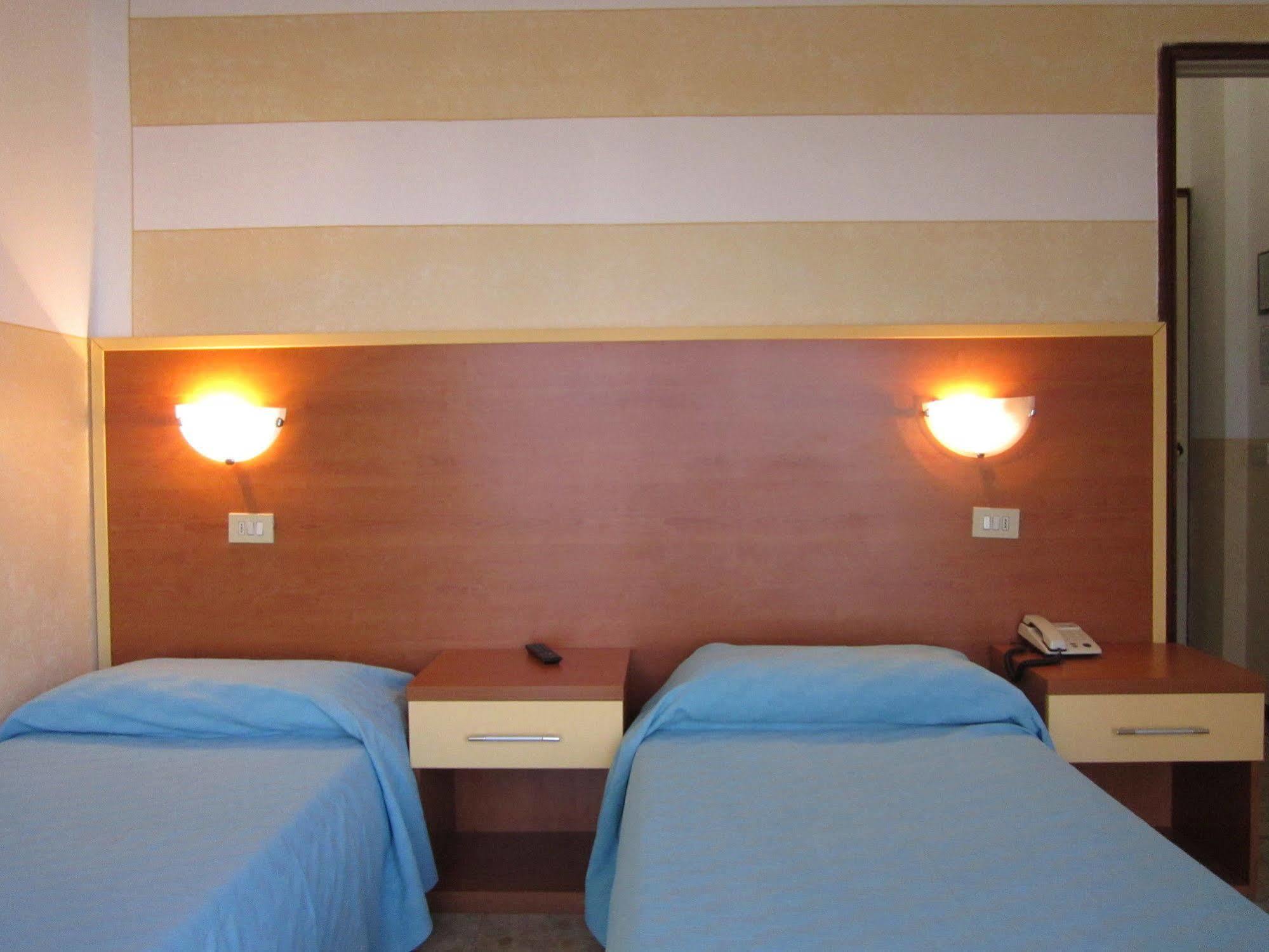 Hotel Marchina Brescia Esterno foto