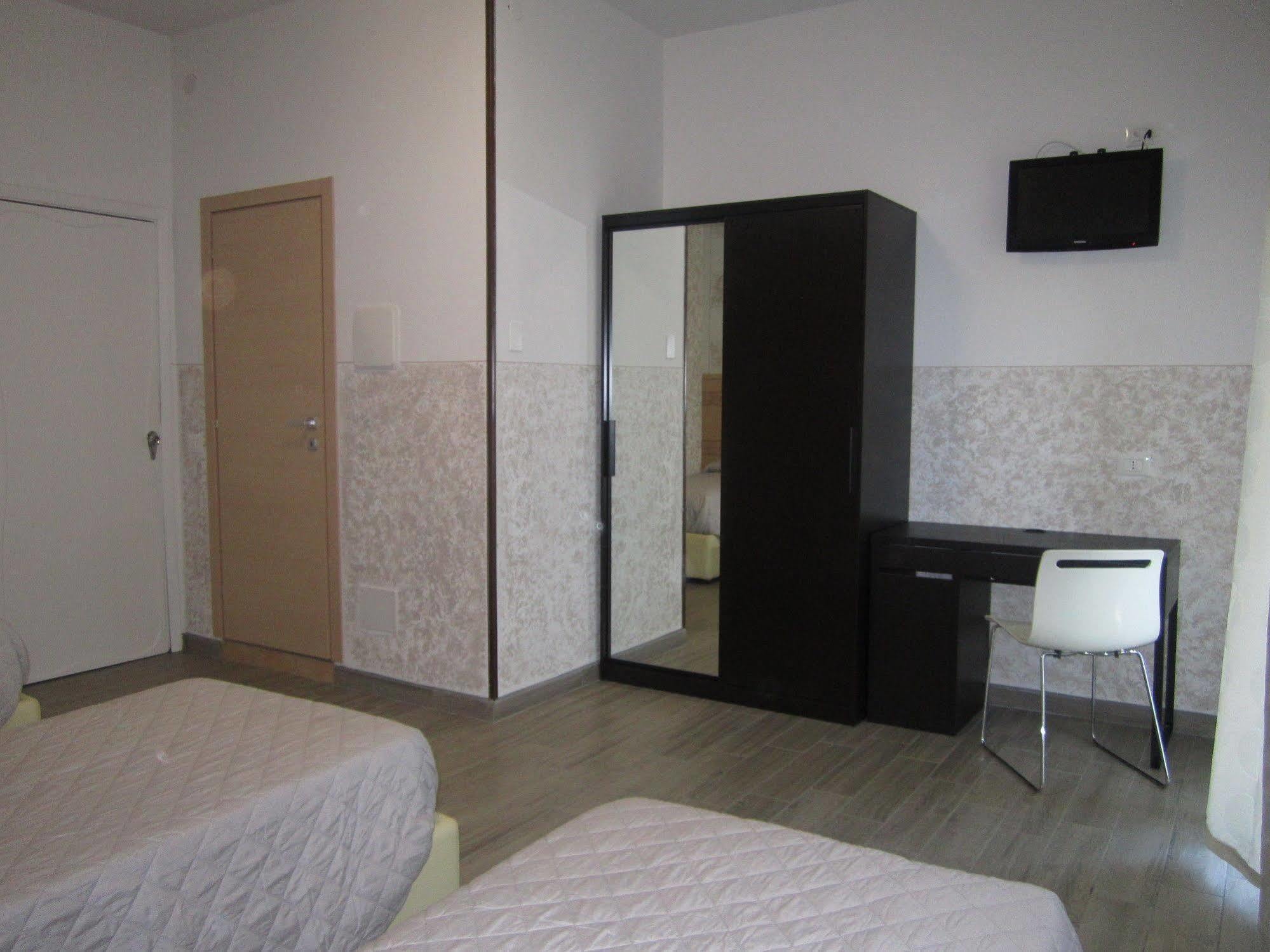 Hotel Marchina Brescia Esterno foto